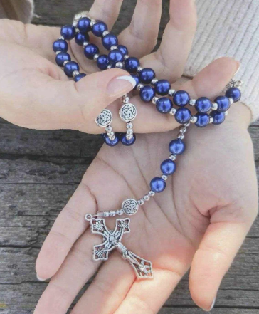 Traditional 5 Decade Blue Pearl Rosary