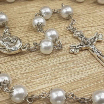 Traditional 5 Decade White Pearl Rosary