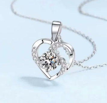 Heart Shaped Zircon Pendant Necklace