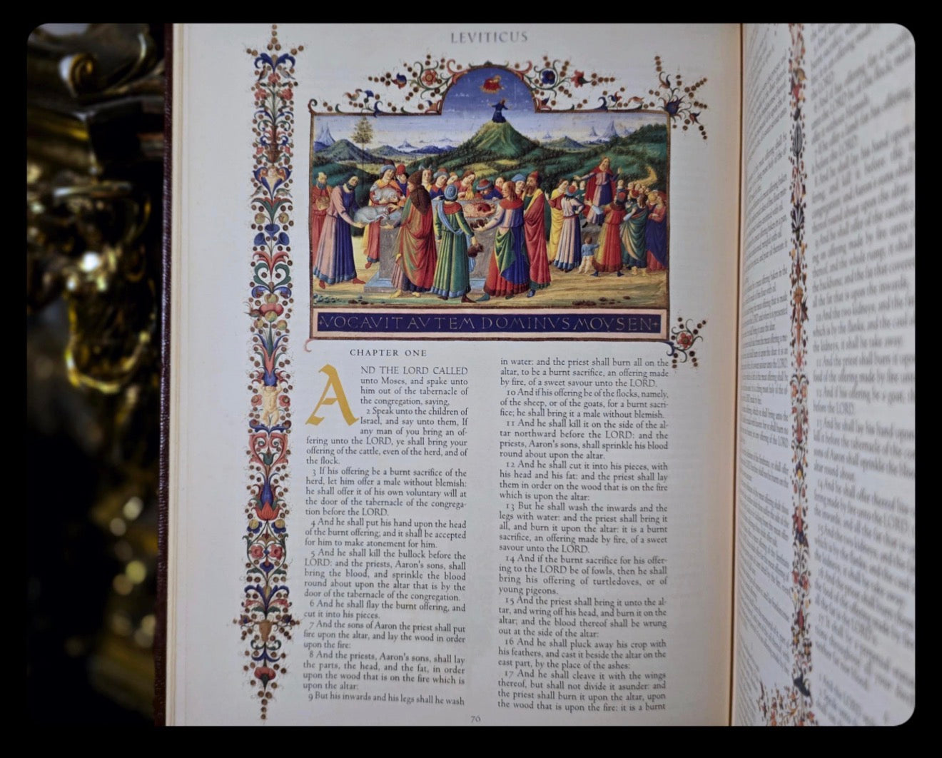 2000 The Holy Bible: Illuminated Family Edition